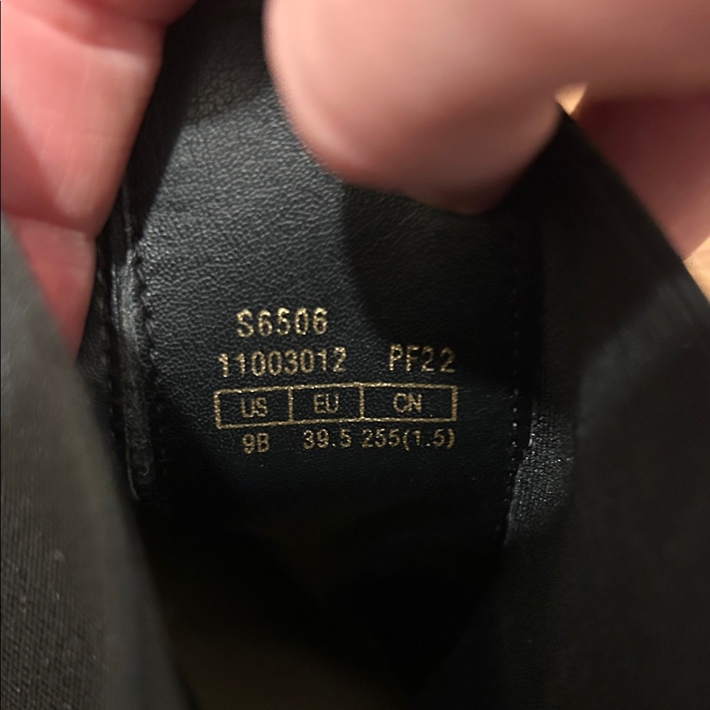 Stuart Weitzman Chelsea Boot - Picture 6 of 6